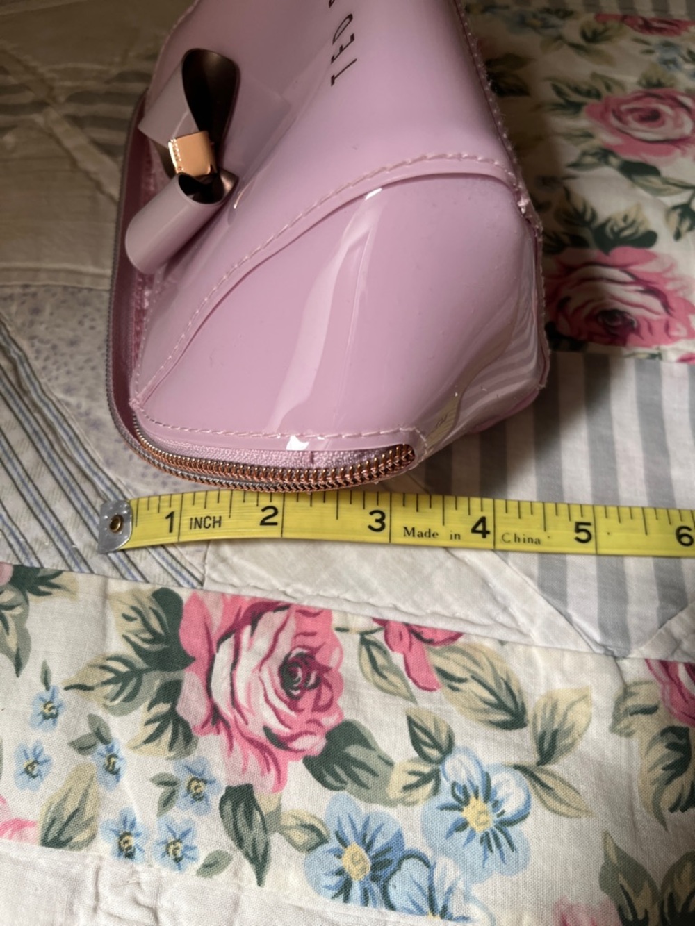 Ted Baker Light Pink Patent Bow Cosmetic Pouch - Picture 8 of 8
